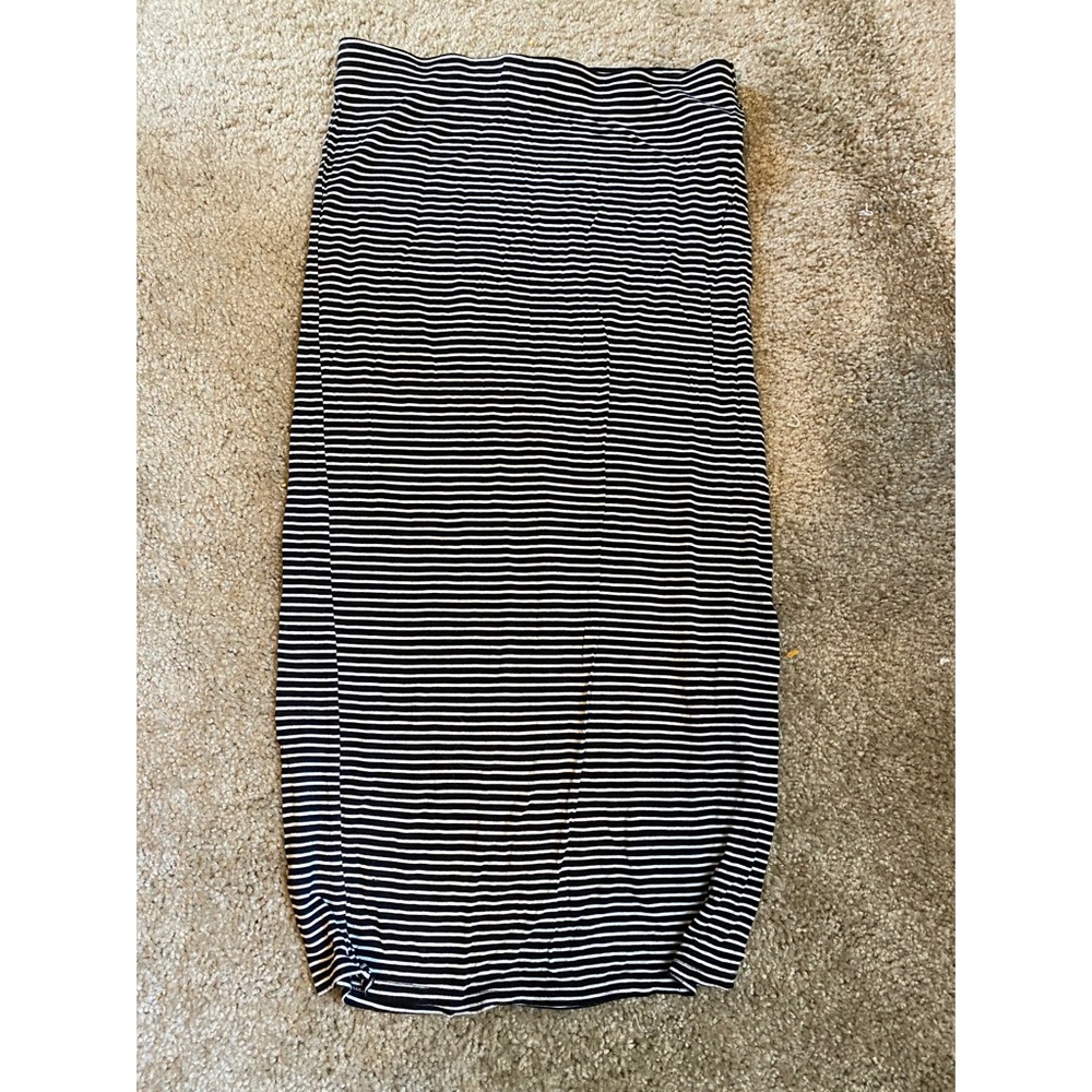 Forever 21 Long Tight Skirt